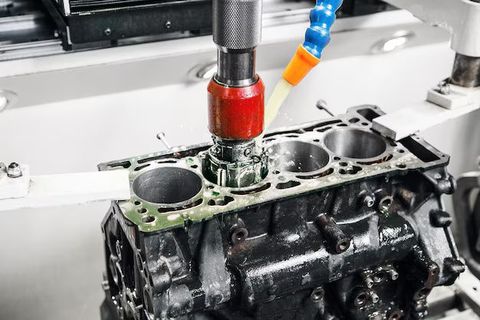 Explore Engine Block Boring Machines: Complete Guide, Basics, Working Process & Key Insights