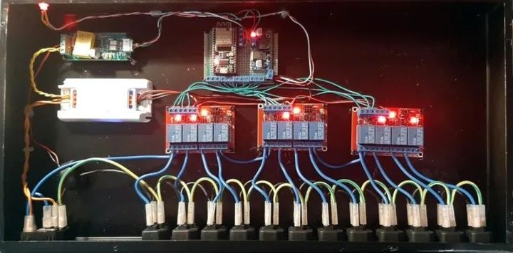 Intelligent Power Distribution: Complete Guide to Smart Electrical Networks and Energy Management